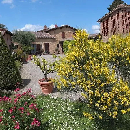 L'aia Country Holidays Country house Siena