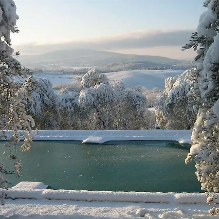 L'aia Country Holidays * סיינה