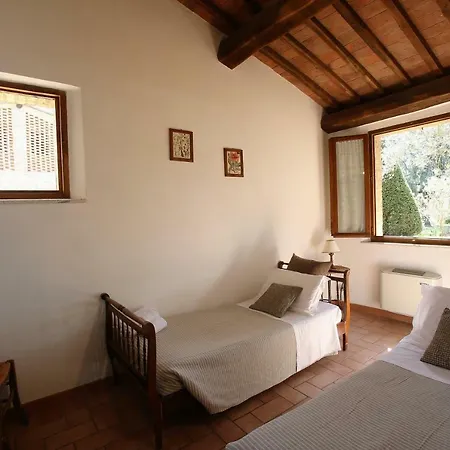בית כפרי L'aia Country Holidays
